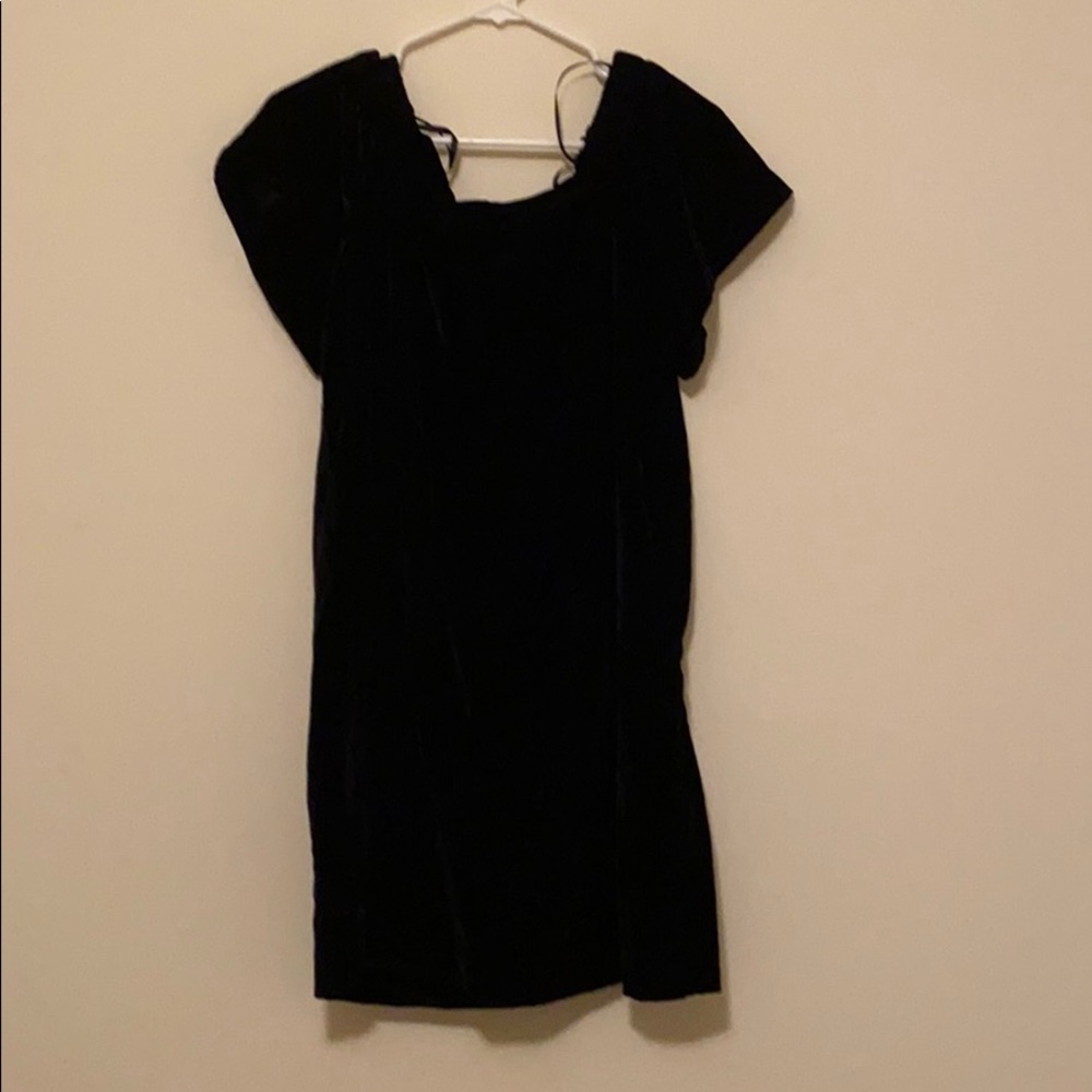 Beautiful velvet party dress